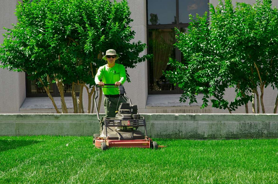 Forever Green Lawn Care