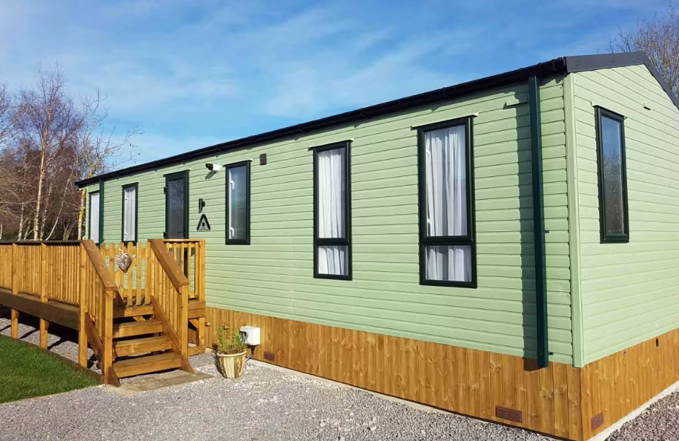 painting mobile home exterior