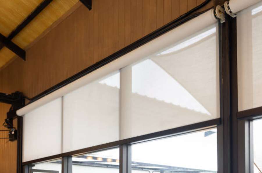jalousie windows
